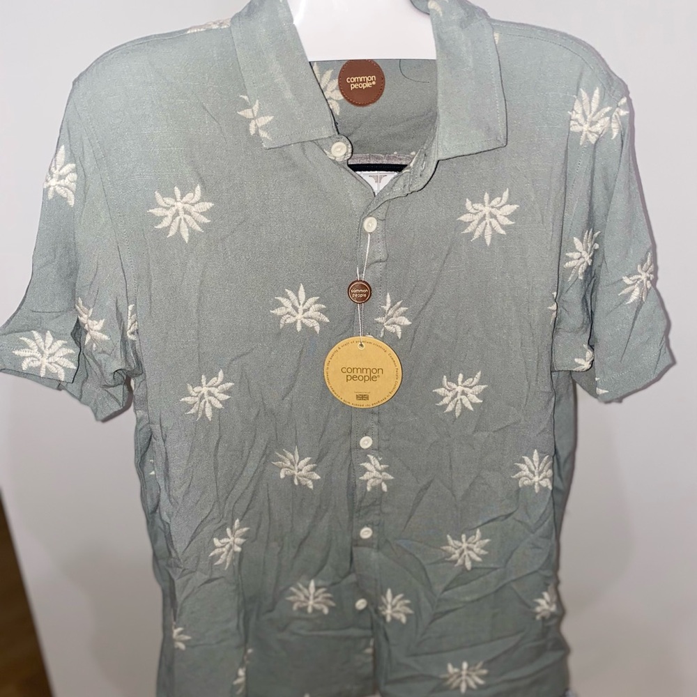 Common People Men's Sage Green Floral‎ Casual Shirt